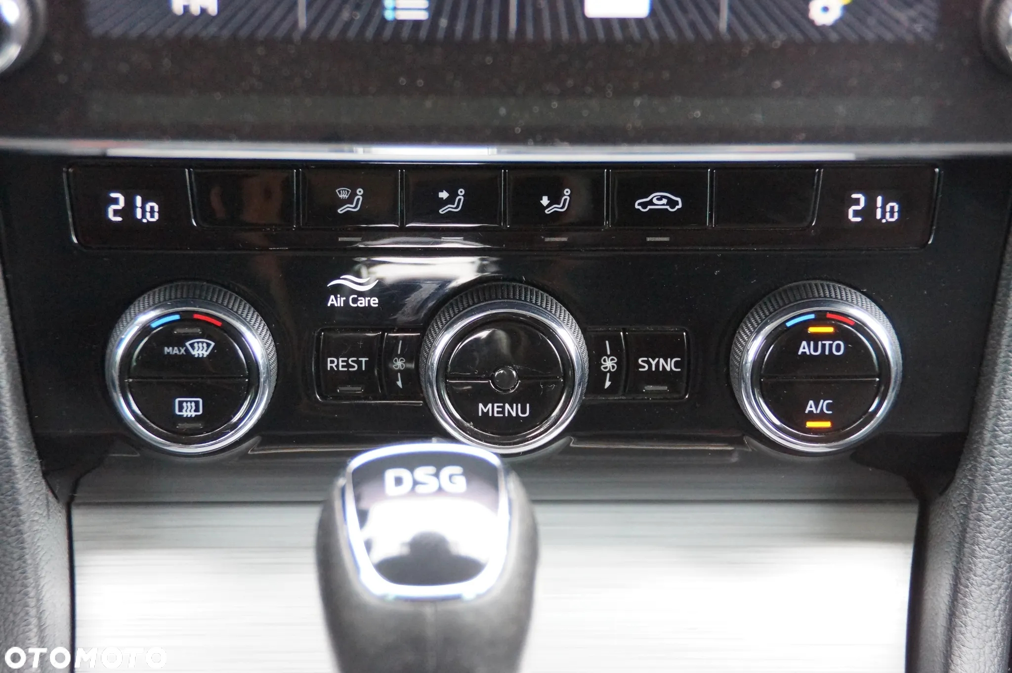 Skoda Superb 2.0 TDI Ambition DSG - 16