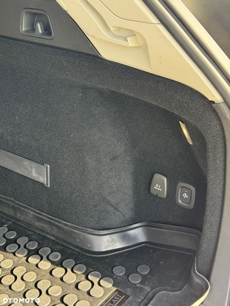 Volvo V60 Cross Country Pro D4 AWD - 16