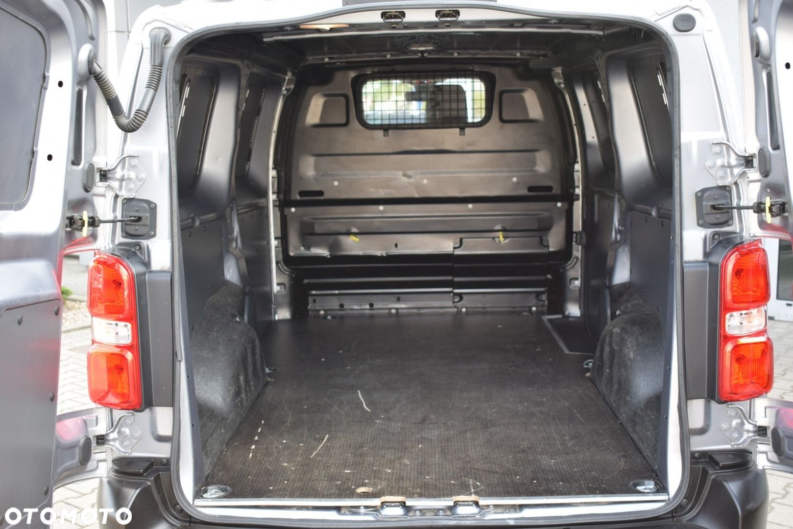 Toyota PROACE - 12