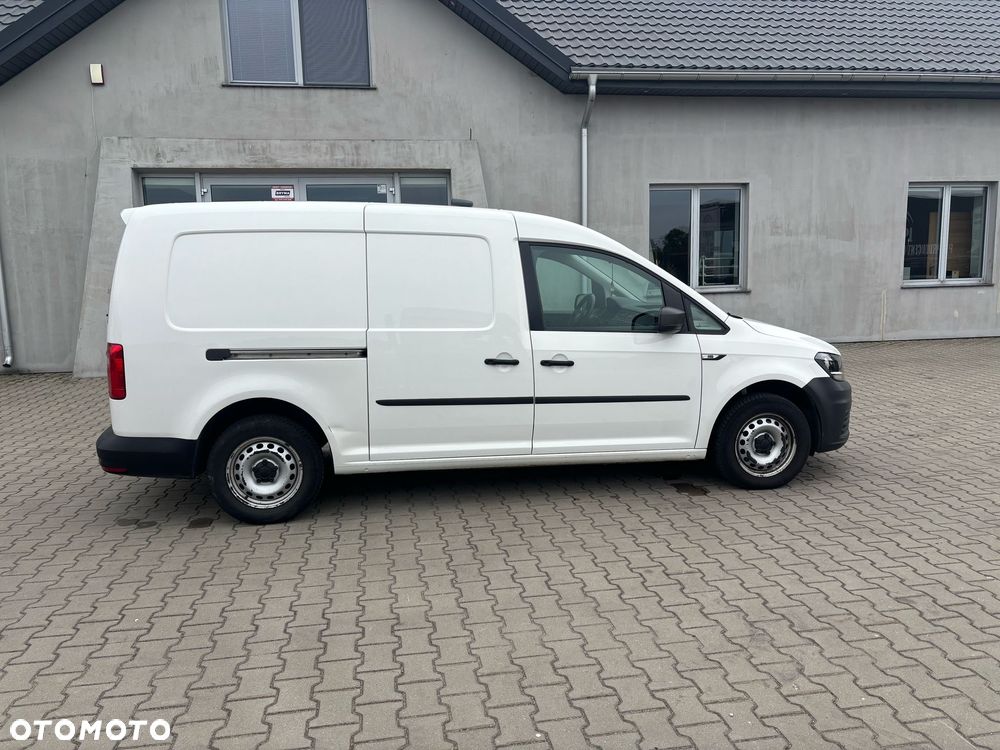 Volkswagen Caddy - 10