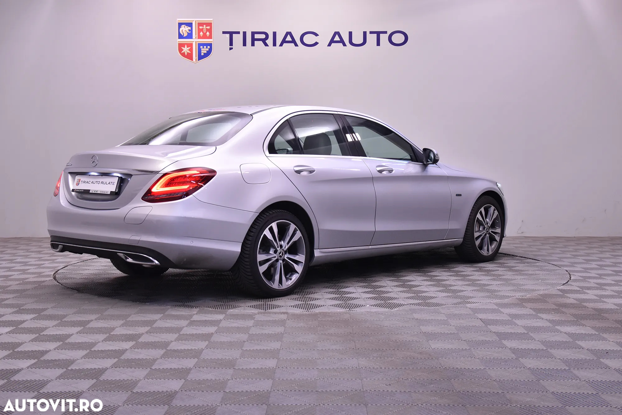 Mercedes-Benz C 300 de - 5