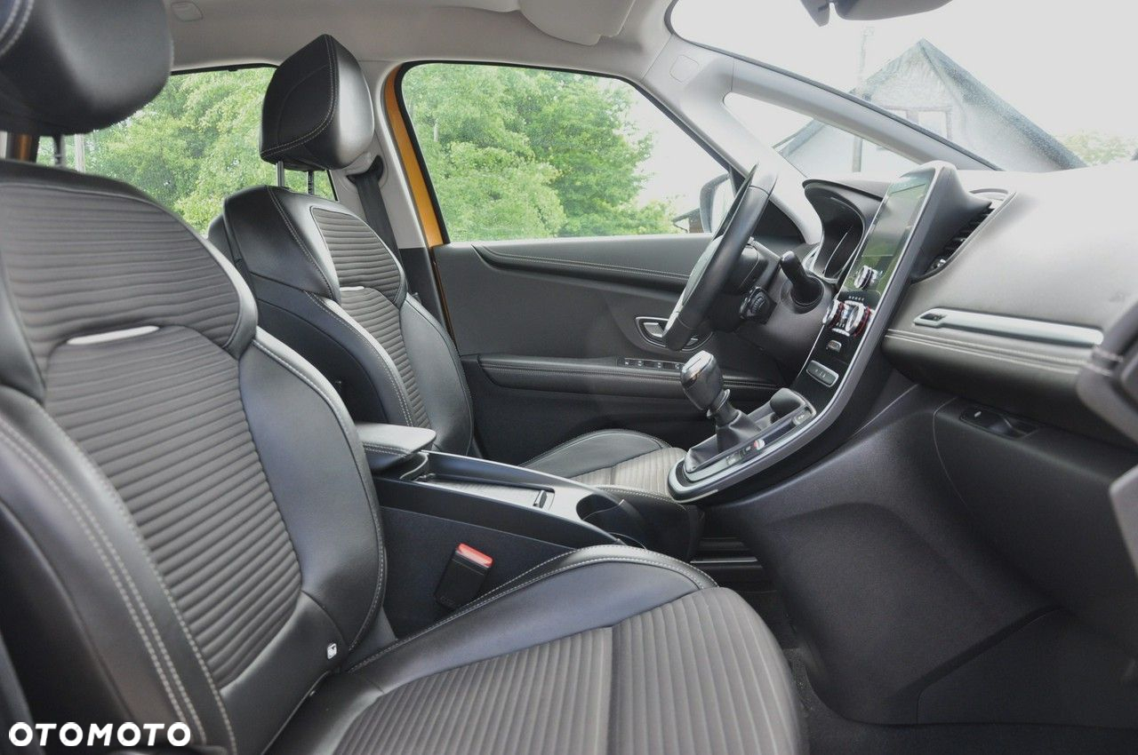 Renault Scenic ENERGY dCi 110 EXPERIENCE - 18