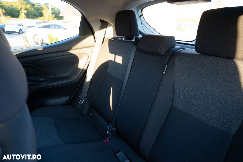 Toyota Yaris 1.5 VVT-i HSD Eco - 23