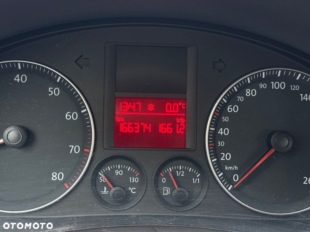 Volkswagen Golf 1.6 FSI Trendline - 7