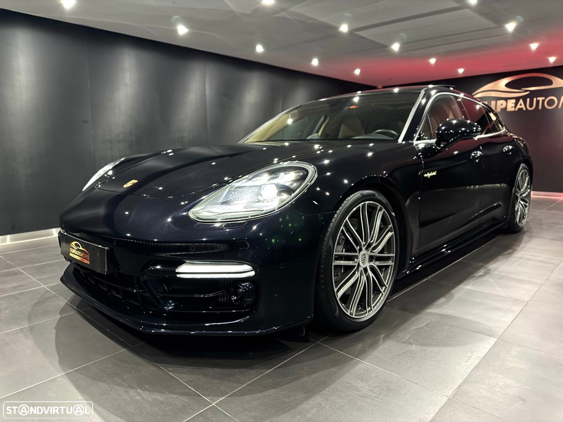 Porsche Panamera Sport Turismo - 1