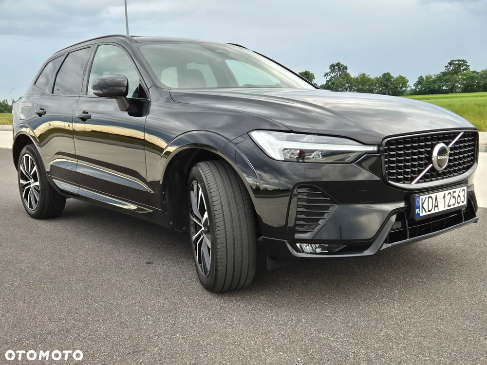 Volvo XC 60 B5 D AWD Ultimate Dark - 13
