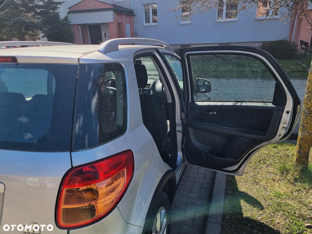 Fiat Sedici 1.6 16V 4x2 Emotion - 16