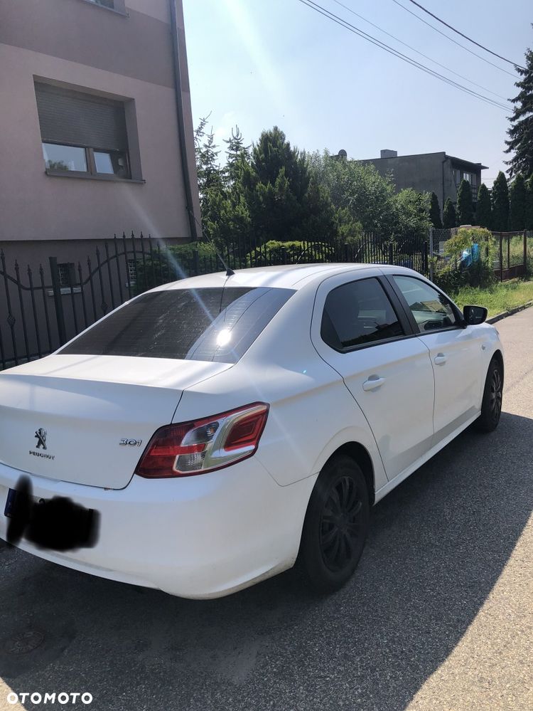 Peugeot 301 - 4