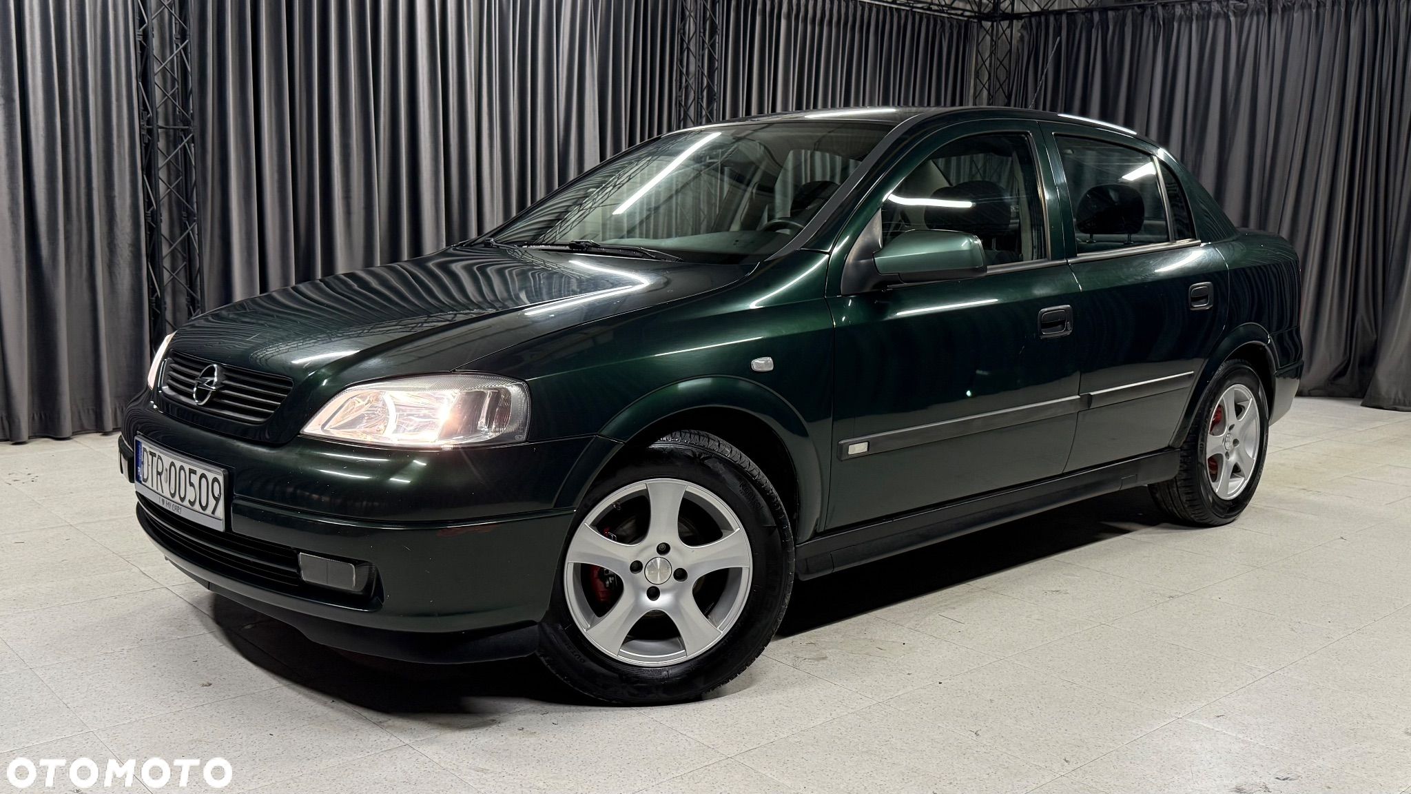 Opel Astra 1.6 16v 100 - 1