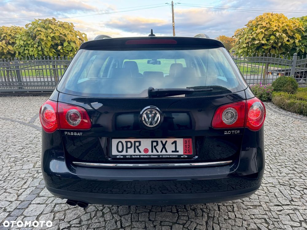 Volkswagen Passat 2.0 TDI Comfortline - 6