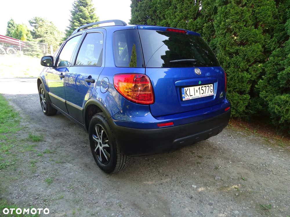 Fiat Sedici 1.6 16V 4x4 Dynamic - 8