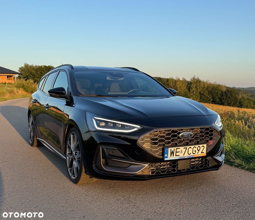 Ford Focus 2.3 EcoBoost ST X - 2