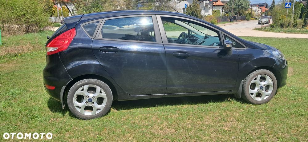 Ford Fiesta 1.25 Silver X plus EU5 - 7