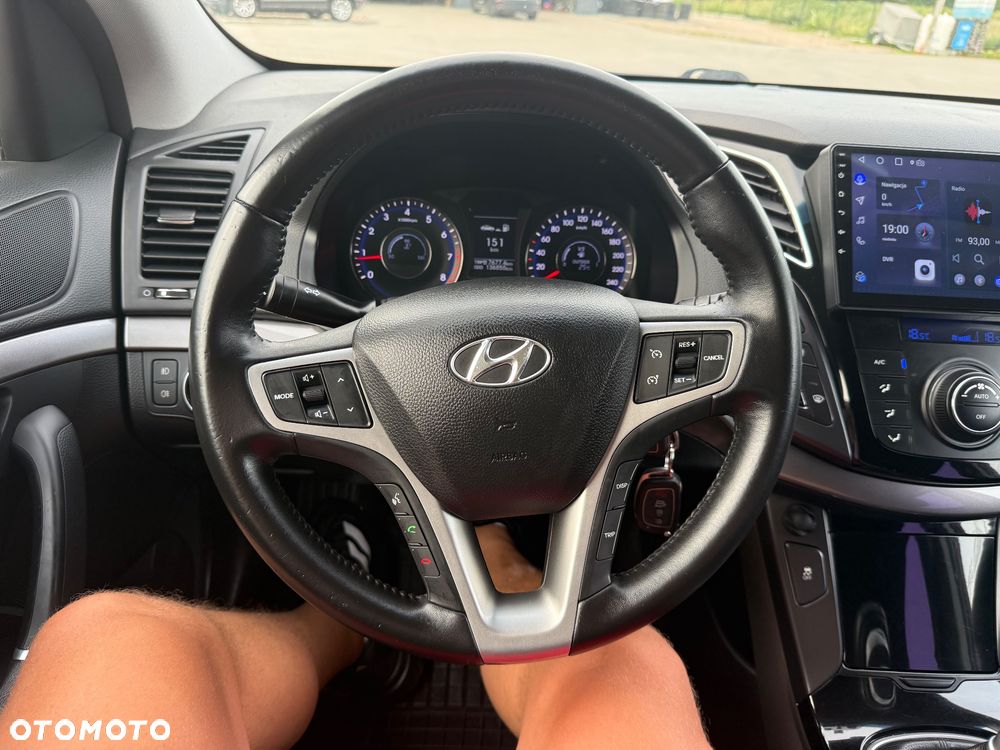 Hyundai i40 Kombi blue 1.6 Family+ - 25