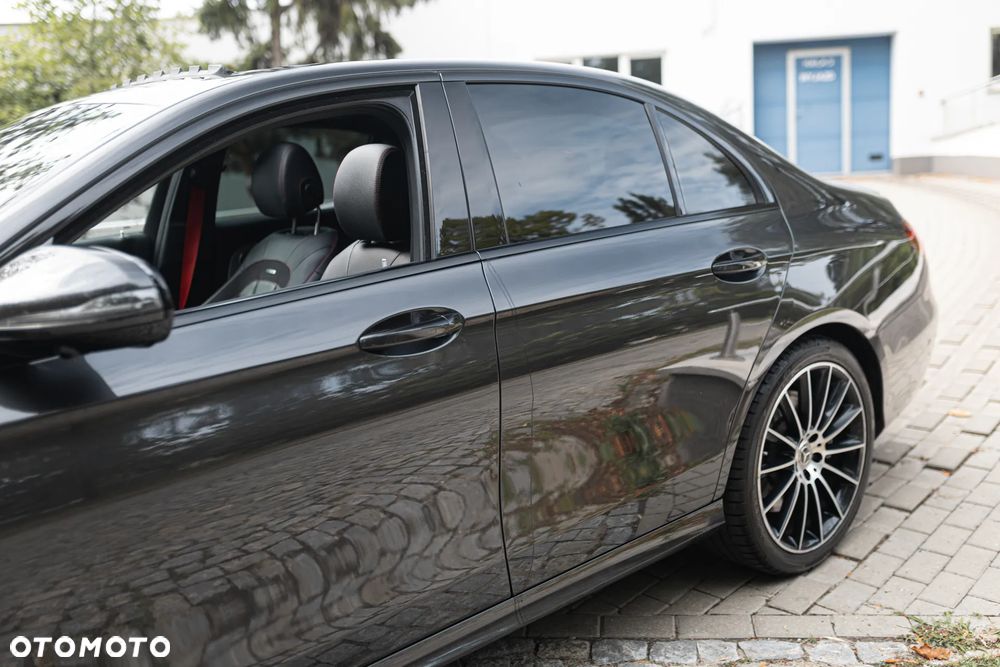 Mercedes-Benz Klasa E AMG 53 4-Matic+ - 4