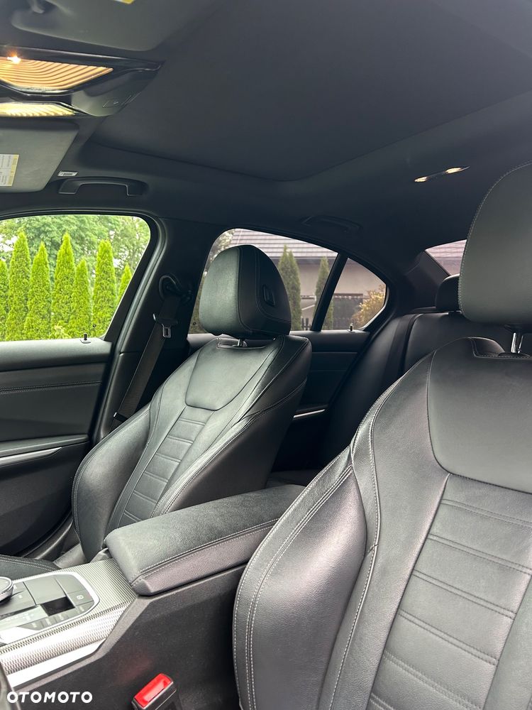 BMW Seria 3 M340i xDrive mHEV sport - 10
