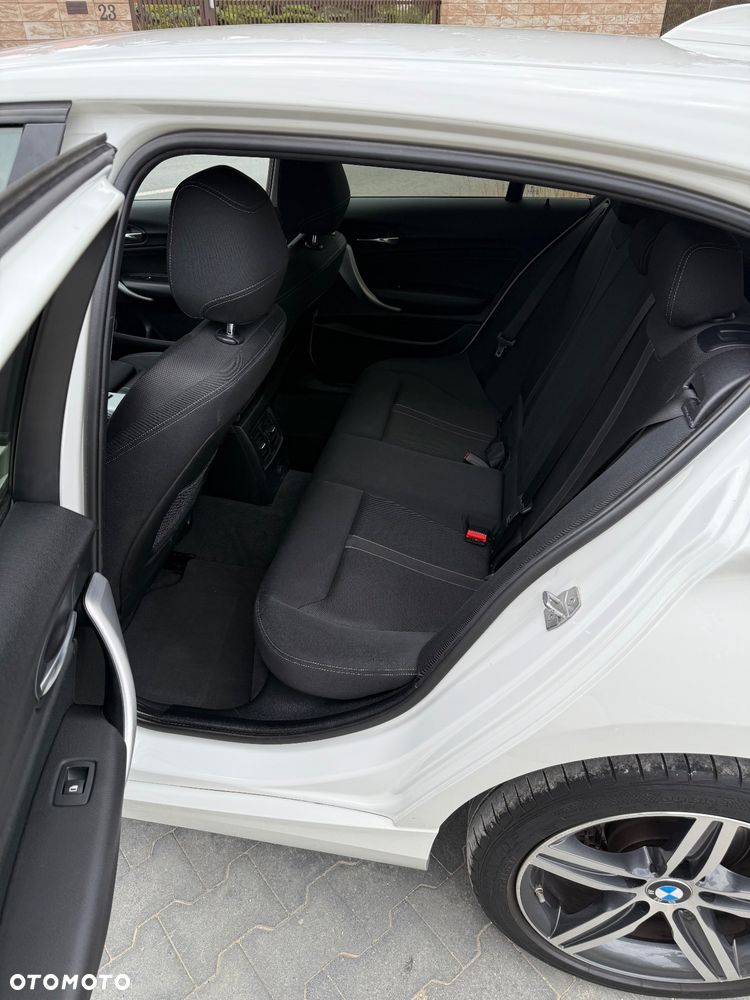 BMW Seria 1 118i GPF Sport Line - 30