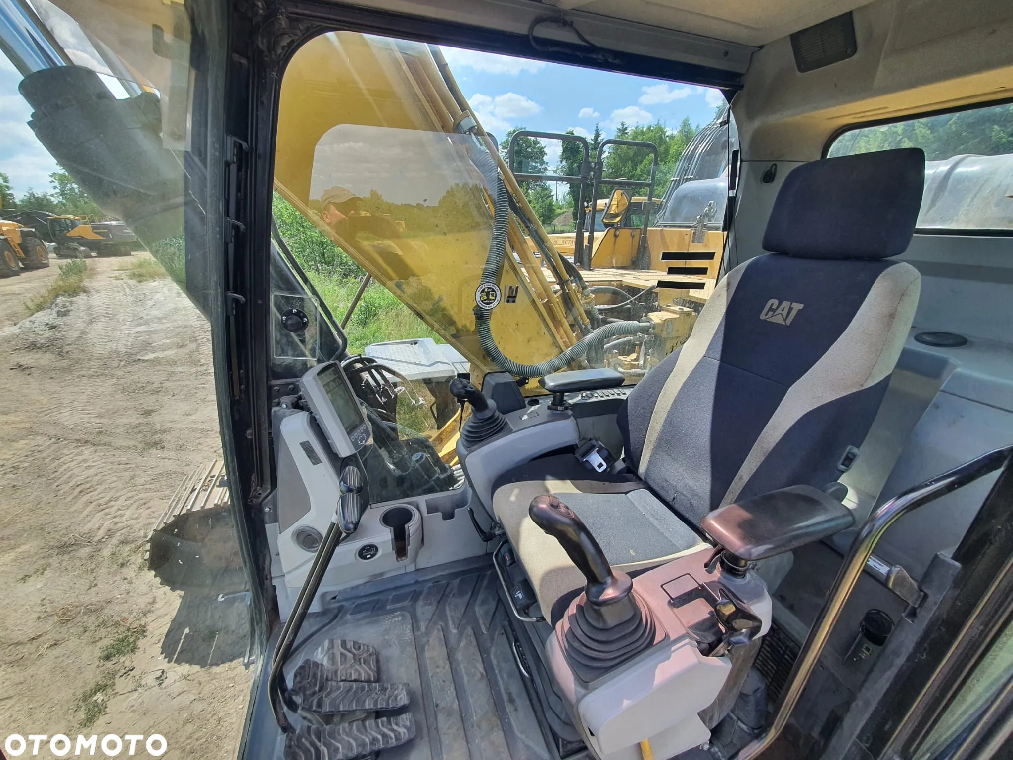 Caterpillar 324EL - 27