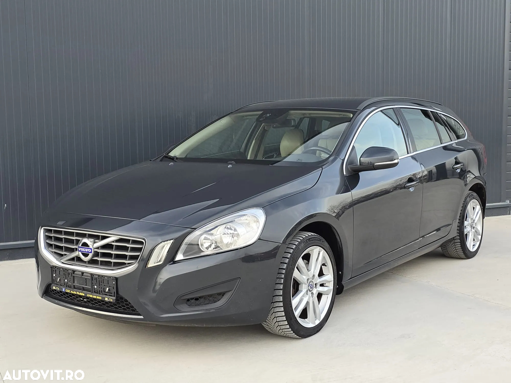Volvo V60 D3 Start-Stop Momentum - 2