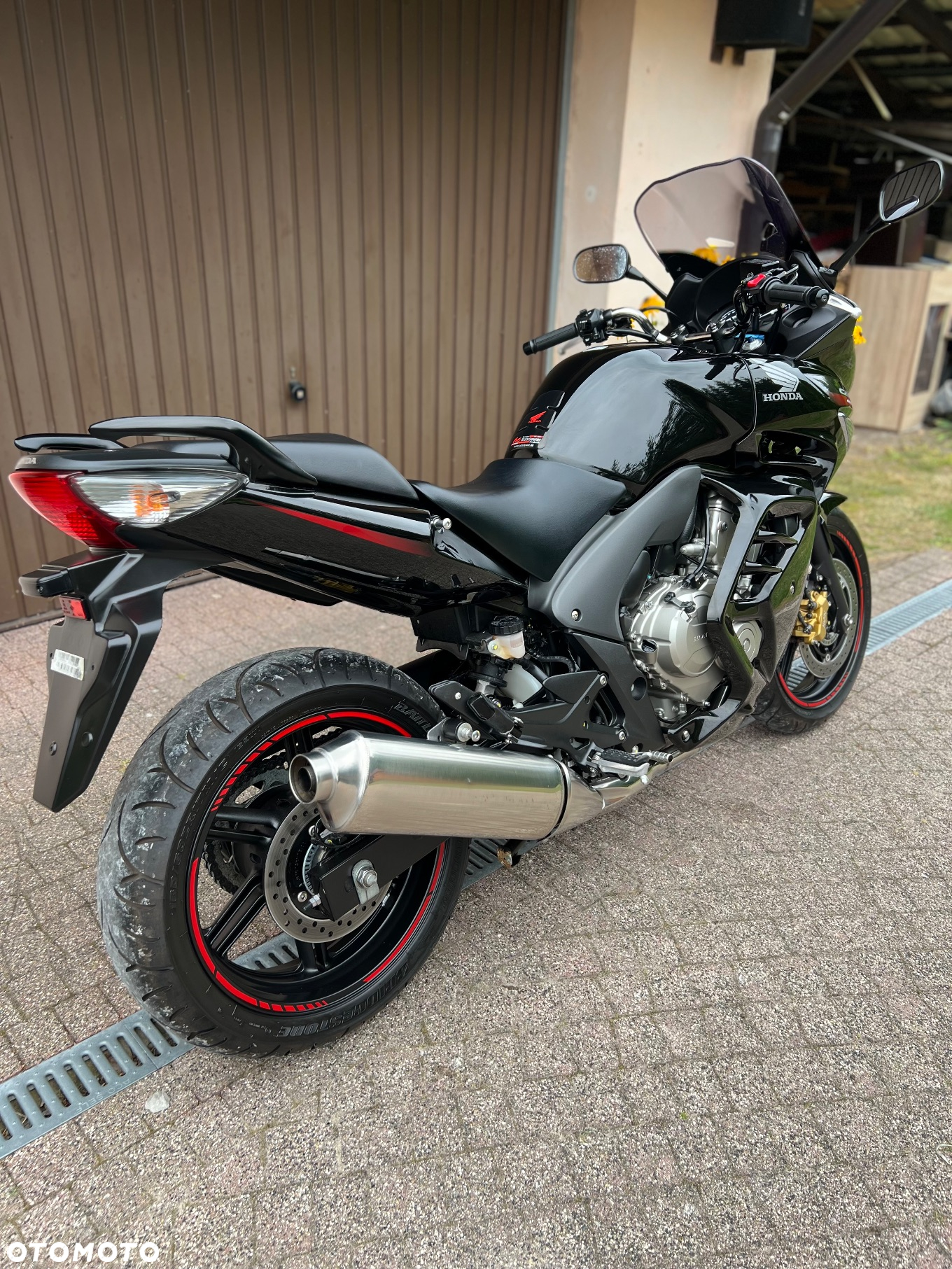 Honda CBF - 10