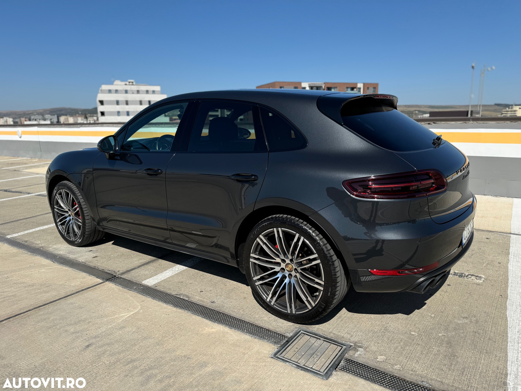 Porsche Macan GTS PDK - 8
