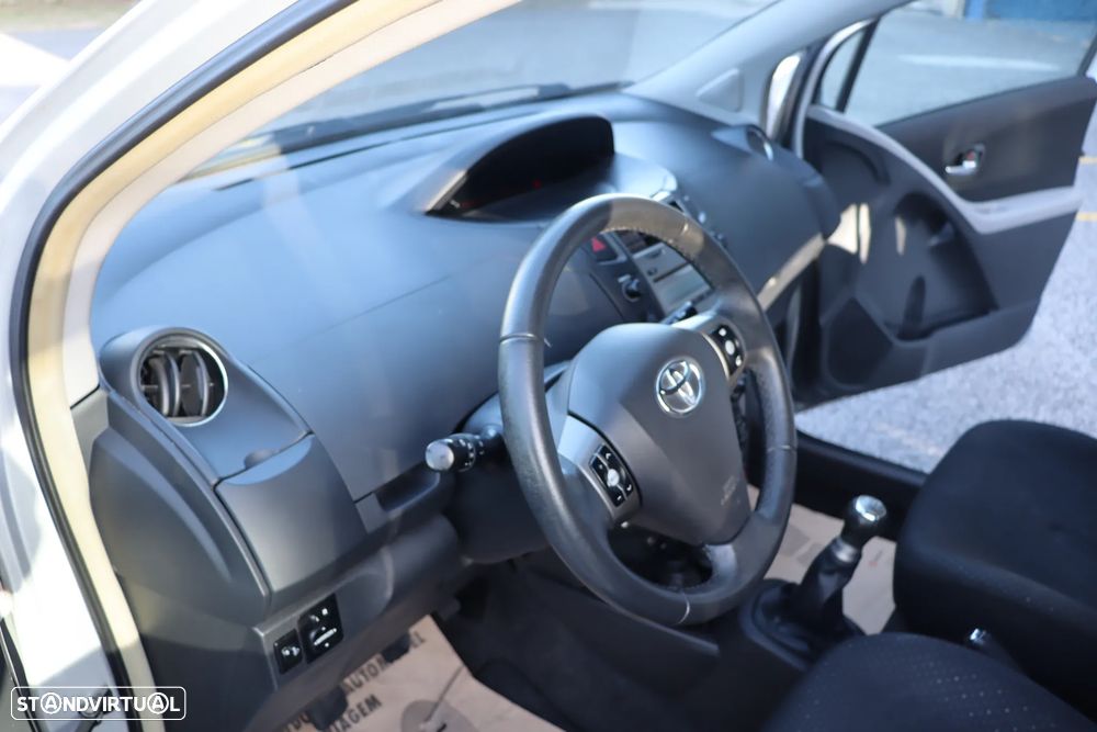 Toyota Yaris 1.0 VVT-i Comfort - 6