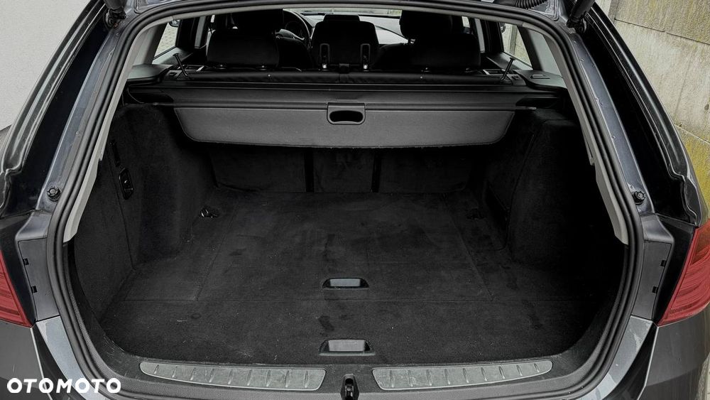 BMW Seria 3 316d - 13
