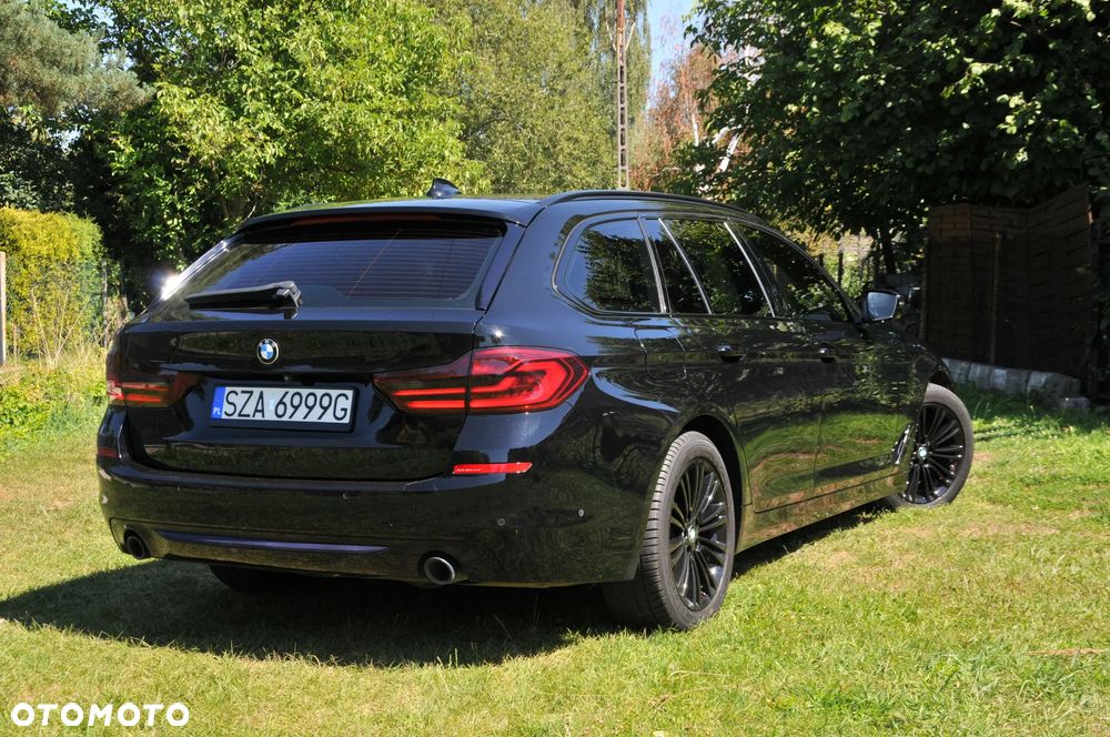 BMW Seria 5 520d xDrive Sport Line - 15