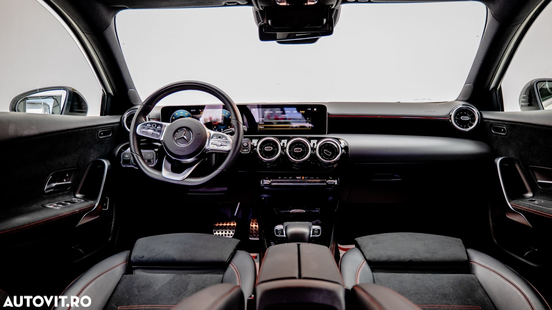 Mercedes-Benz A 180 7G-DCT Edition AMG Line - 18