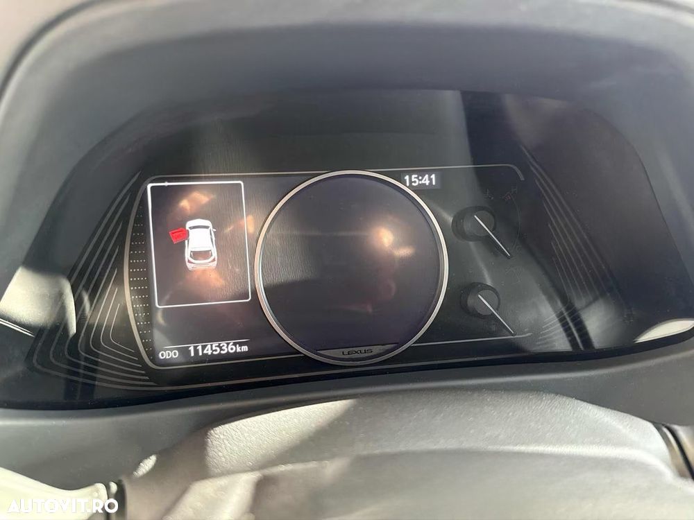 Lexus UX 250h Luxury Line - 9