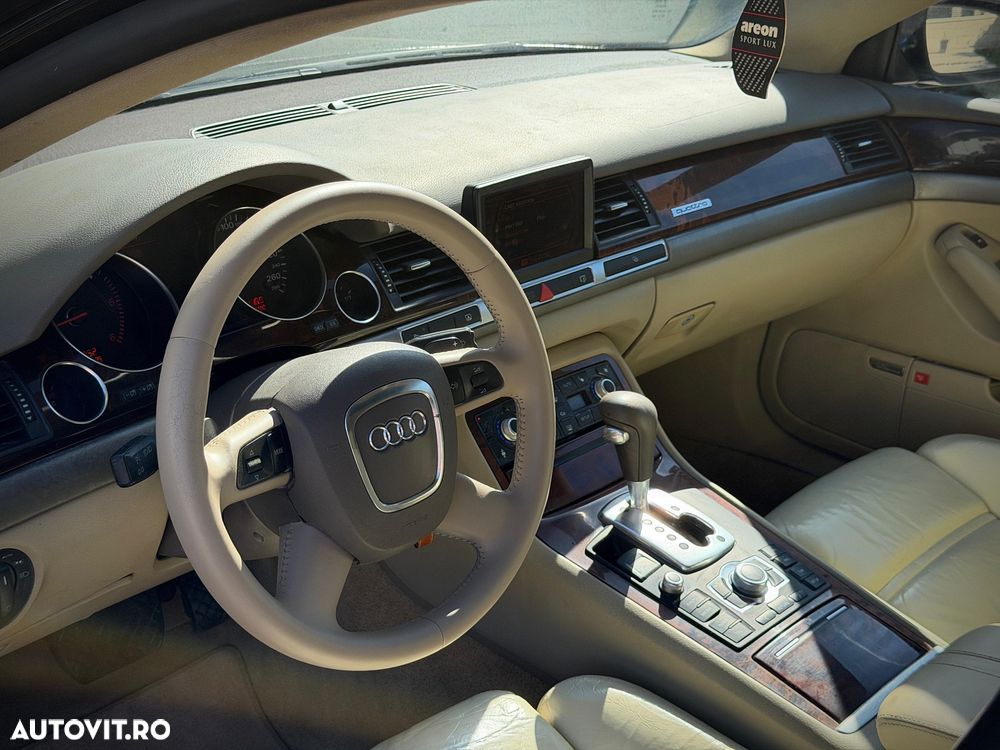Audi A8 - 14