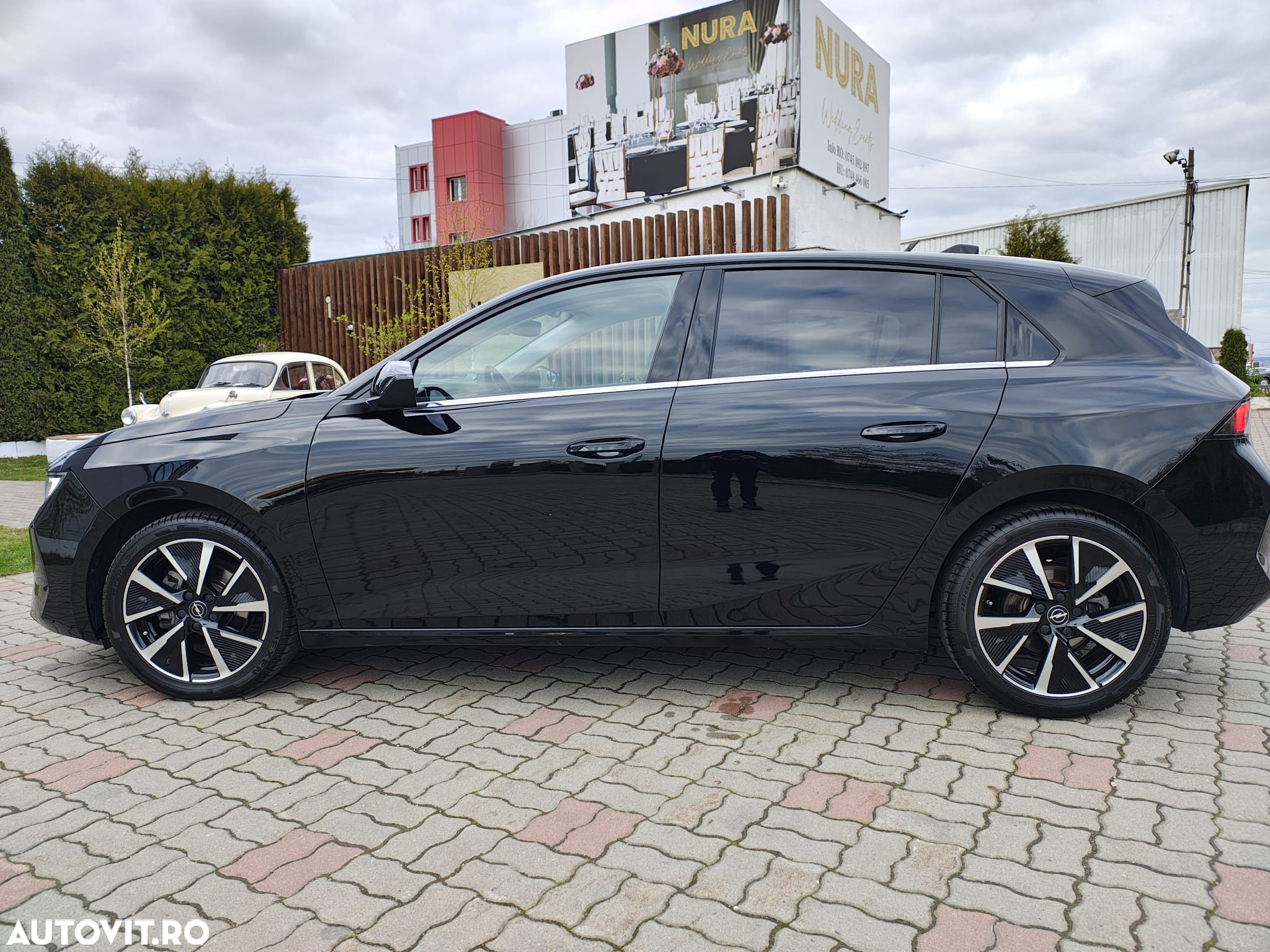 Opel Astra 1.2L Turbo Start/Stop GS Line - 10