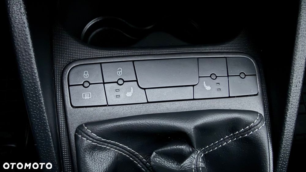 Seat Ibiza 1.4 16V Sport Edition - 28