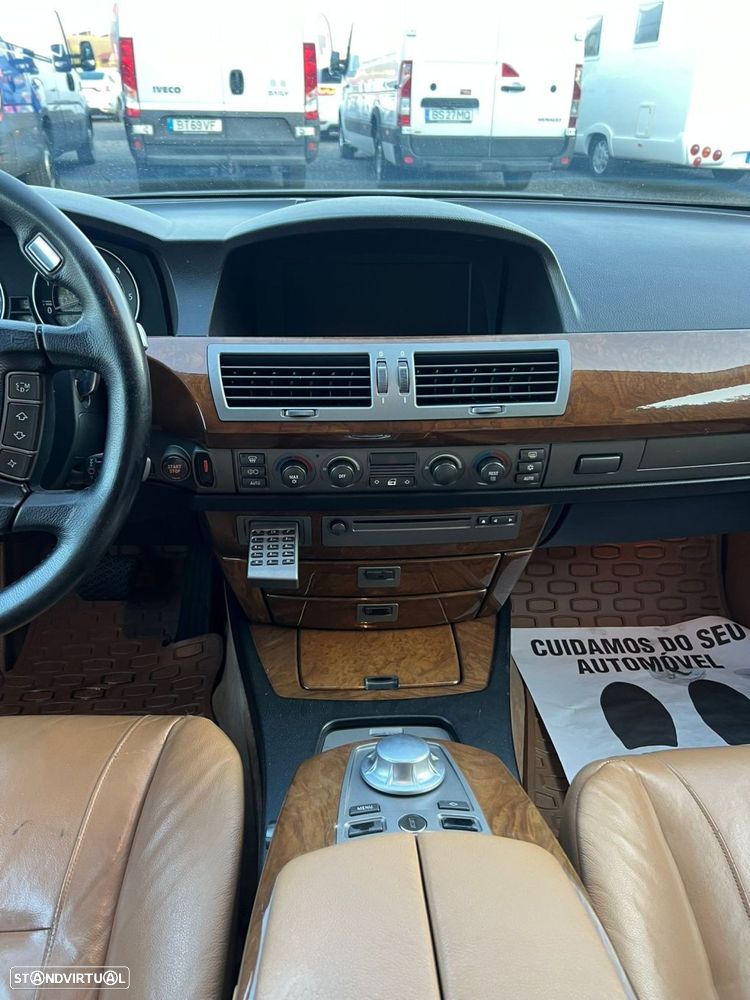 BMW 730 dA - 22