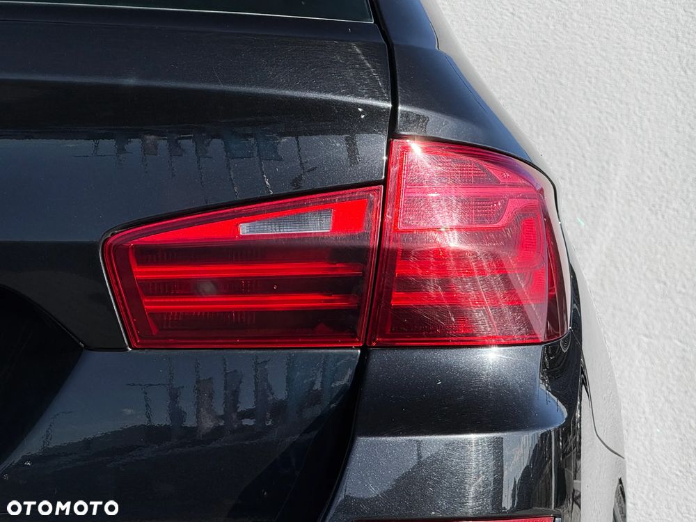 BMW Seria 5 520d xDrive Luxury Line - 8