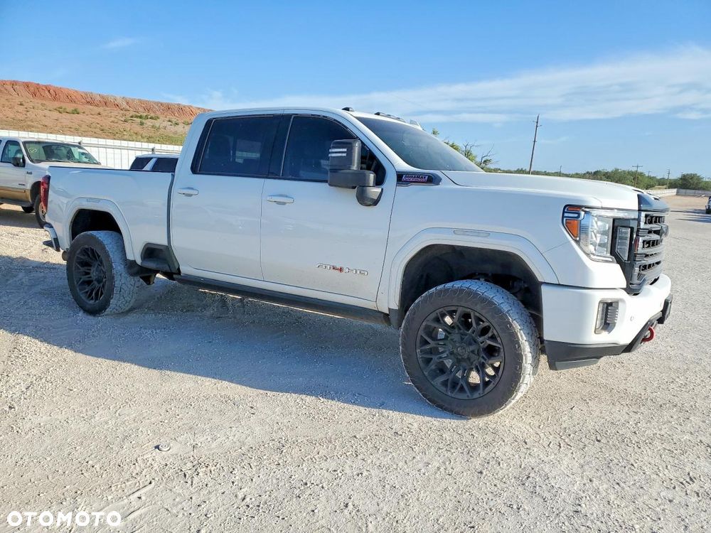 GMC Sierra - 5