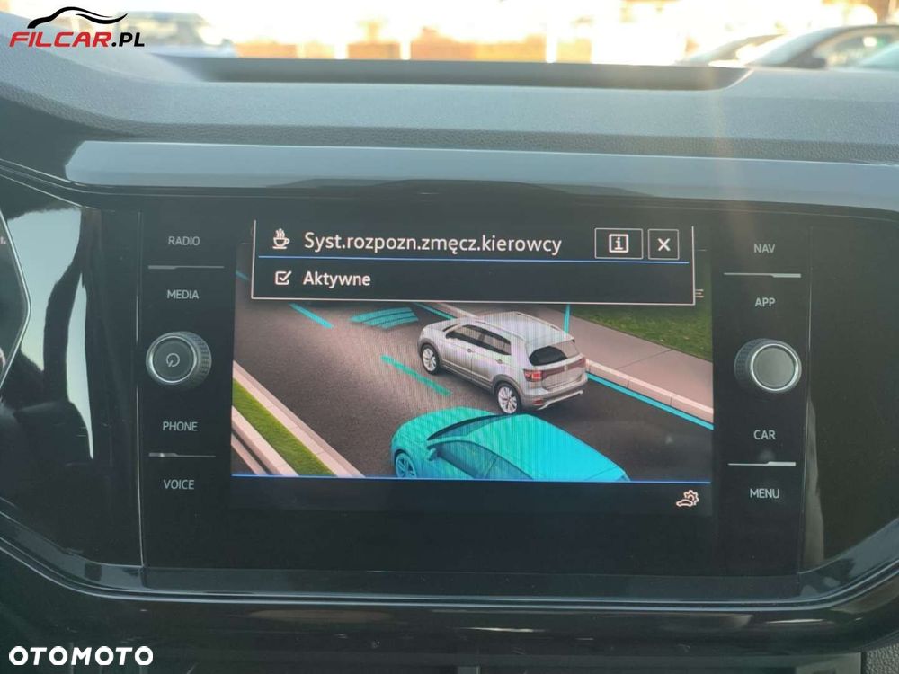 Volkswagen T-Cross - 16