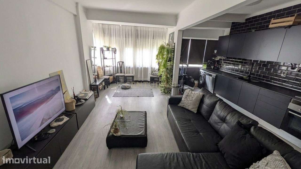 Apartamento Renovado T1 em Vila Franca de Xira, Lisboa - Grande imagem: 2/11
