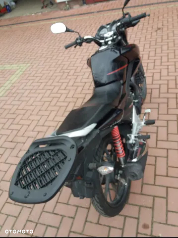 Honda CBF - 4