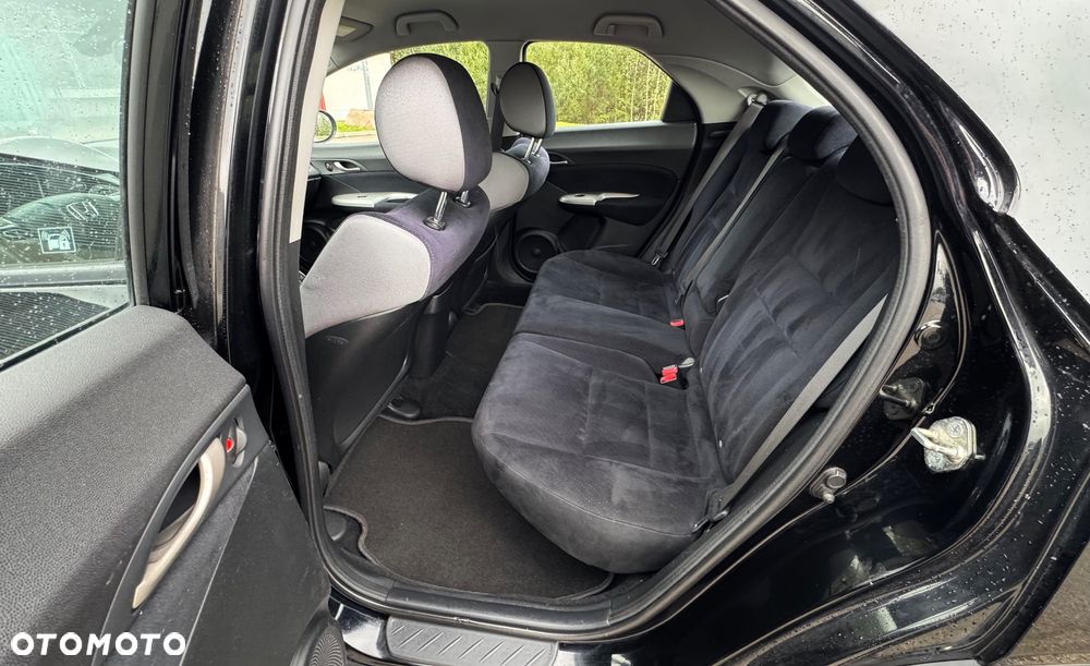 Honda Civic 1.8 Comfort - 21