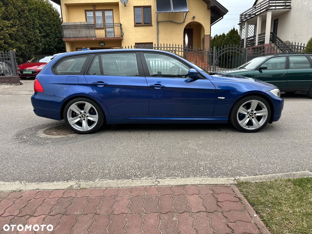 BMW Seria 3 318i Edition Sport - 8