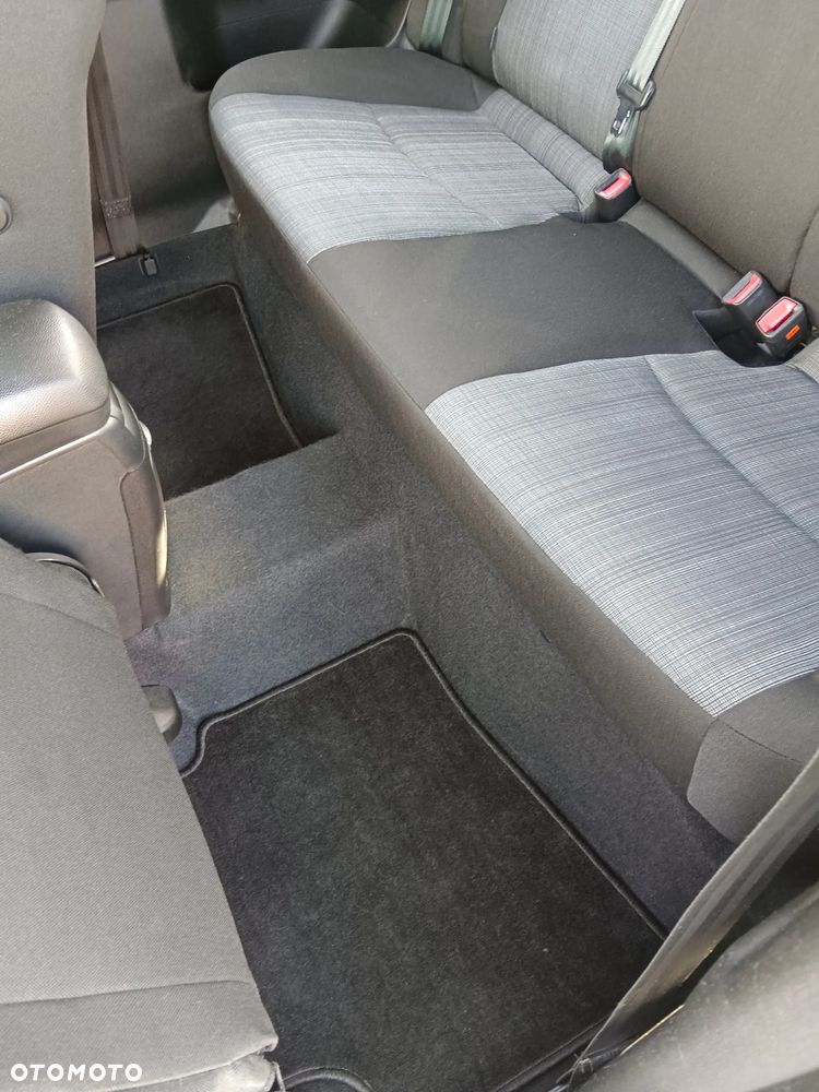 Kia Ceed 1.4 Comfort + - 22