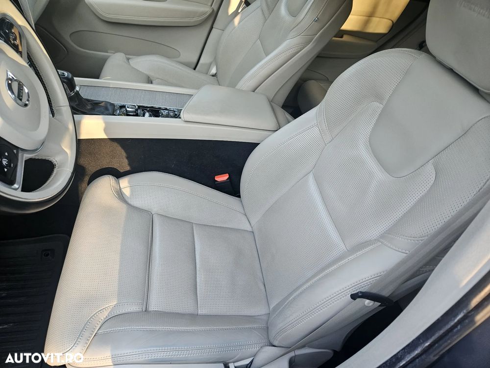 Volvo XC 60 T5 AWD Inscription - 17