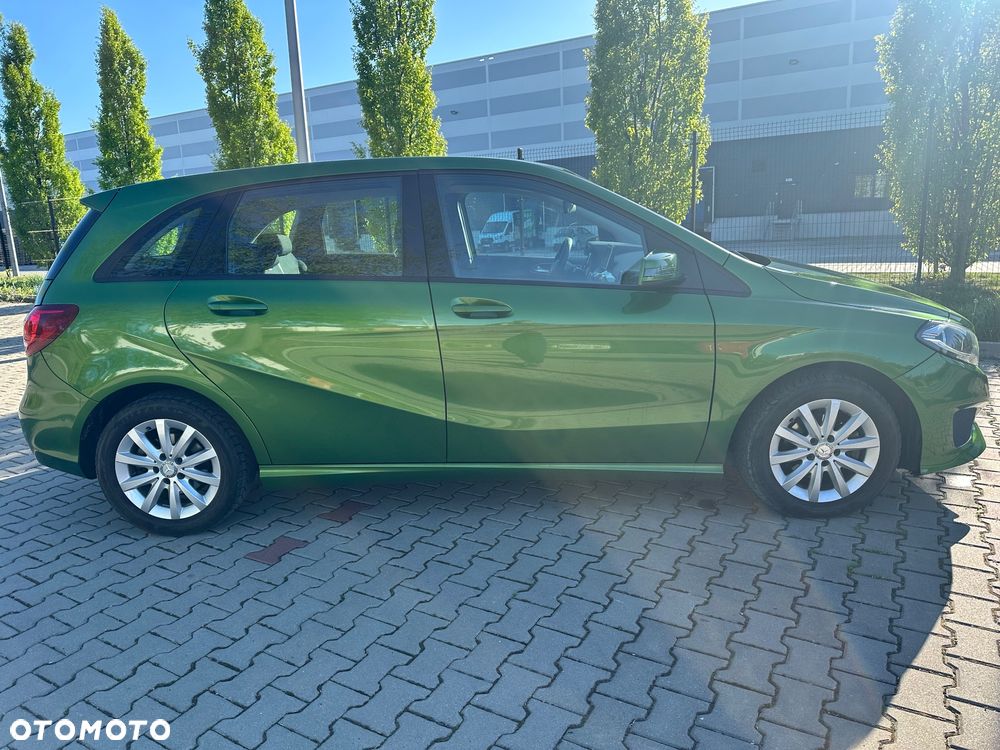 Mercedes-Benz Klasa B 180 7G-DCT - 7