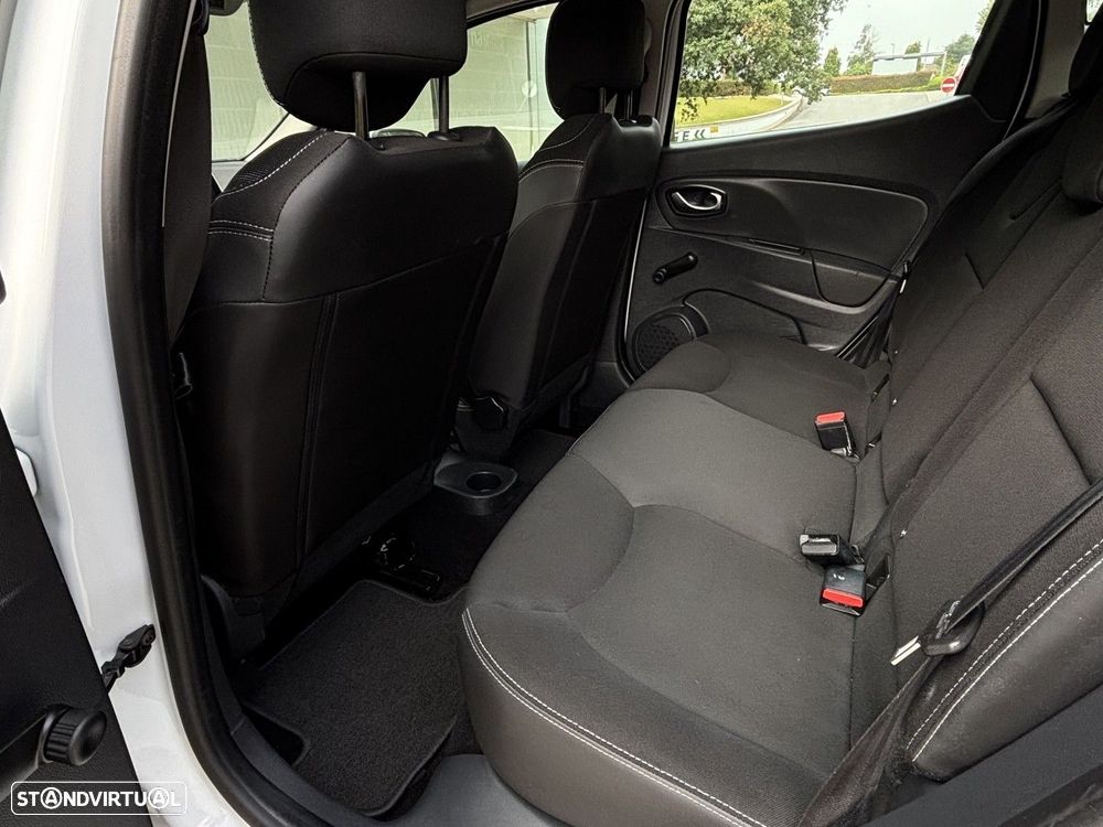 Renault Clio 1.5 dCi Comfort - 11