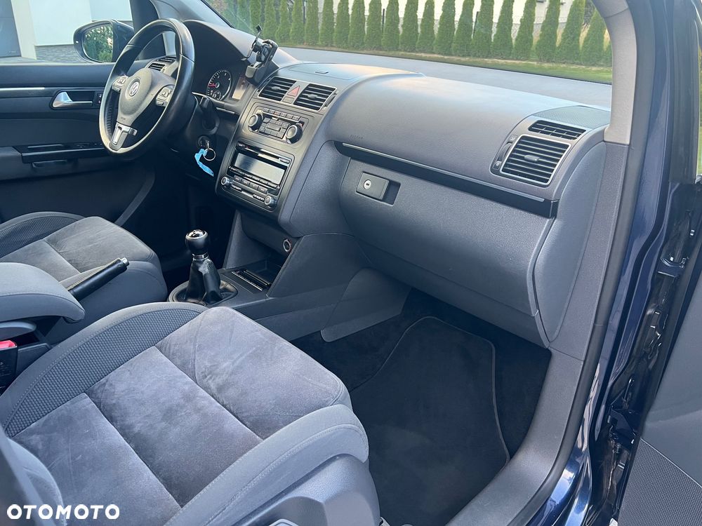 Volkswagen Touran 2.0 TDI Highline - 6