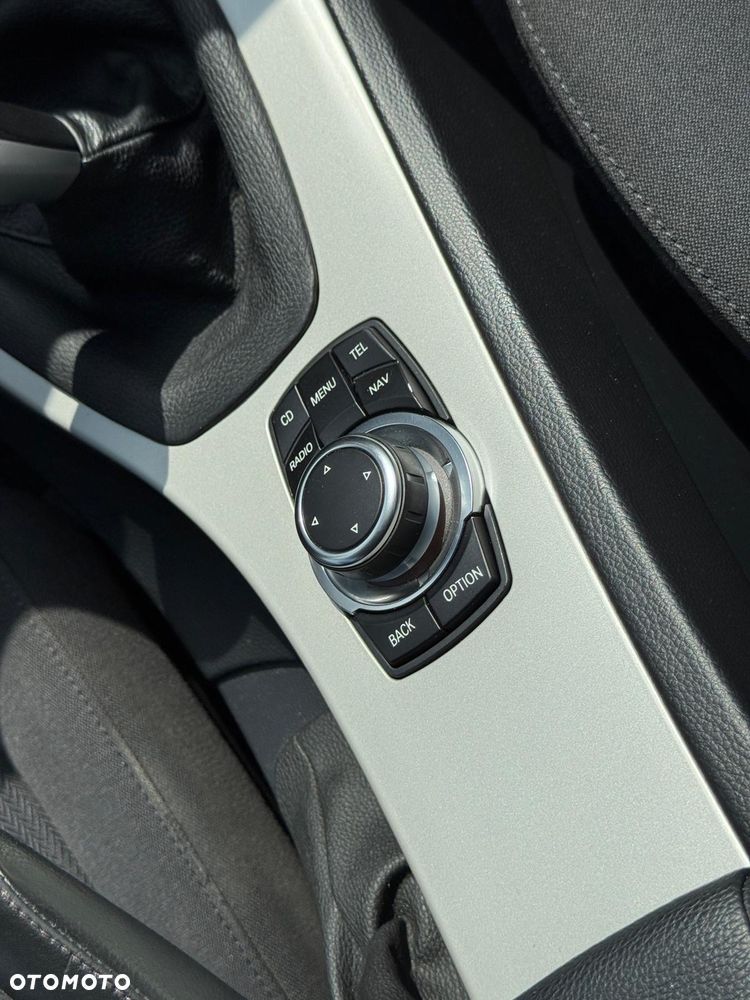 BMW Seria 3 320d - 27