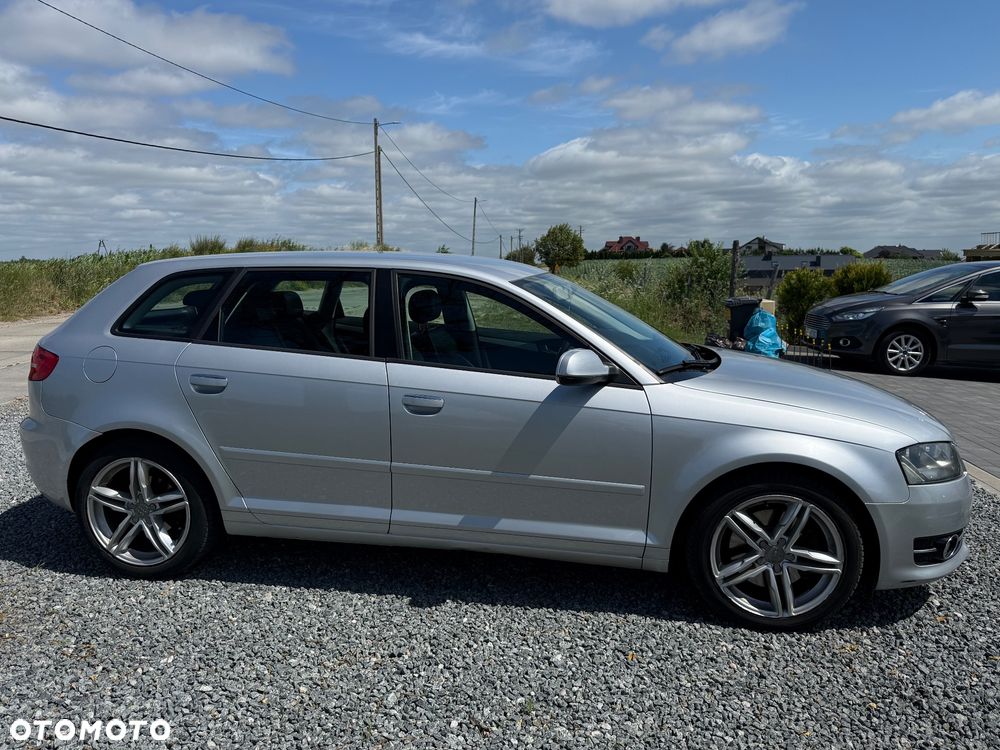 Audi A3 Sportback 2.0 TDI DPF quattro S line Sportpaket - 7