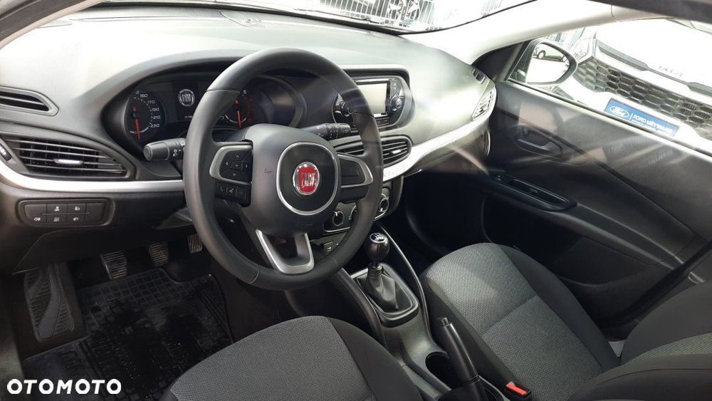 Fiat Tipo - 8