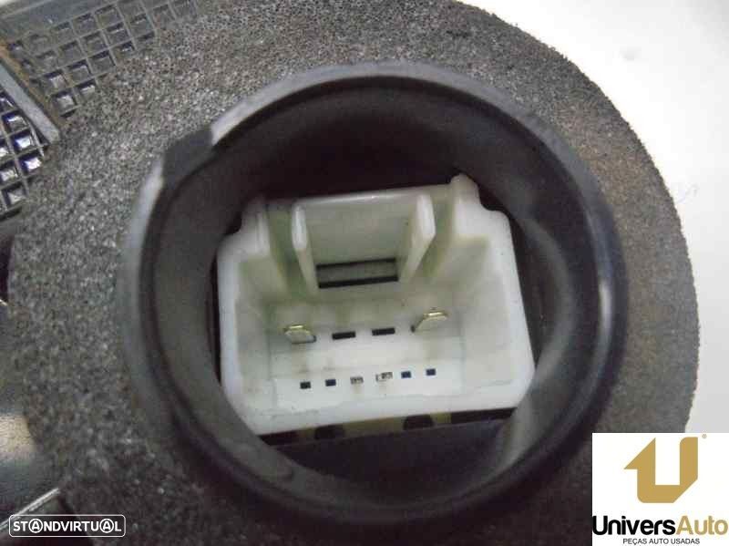 FECHADURA PORTA FRONTAL DIREITA TOYOTA RAV 4 III 2006 -6903042220 - 8